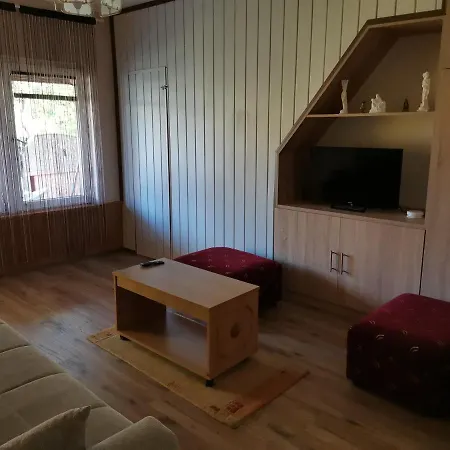 Roland Apartman Апартаменты