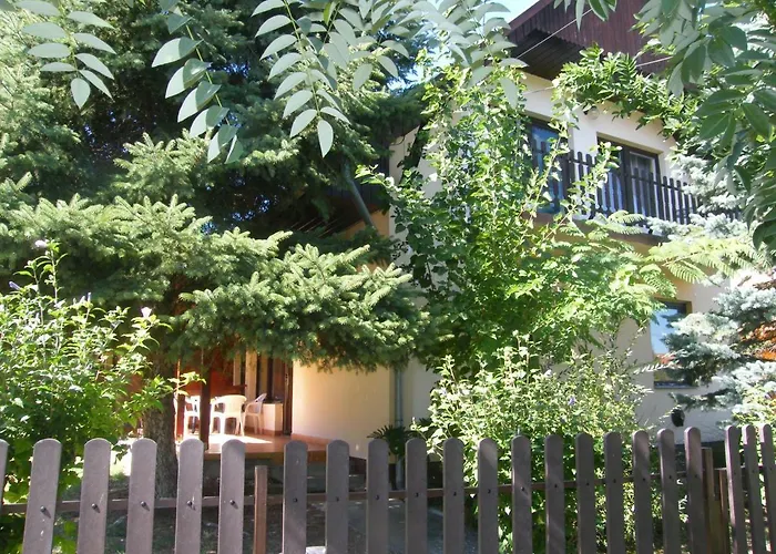 Roland Apartman בלטונללה